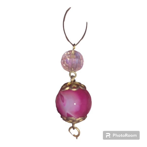 FUSHIA PINK & WHITE AGATE GEOD GEMSTONES WITH OPALESC BEADS GOLD CHAIN NECKLACE - Picture 3 of 3